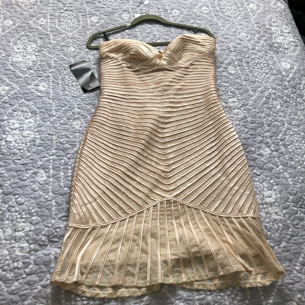 Bebe Strapless dress
